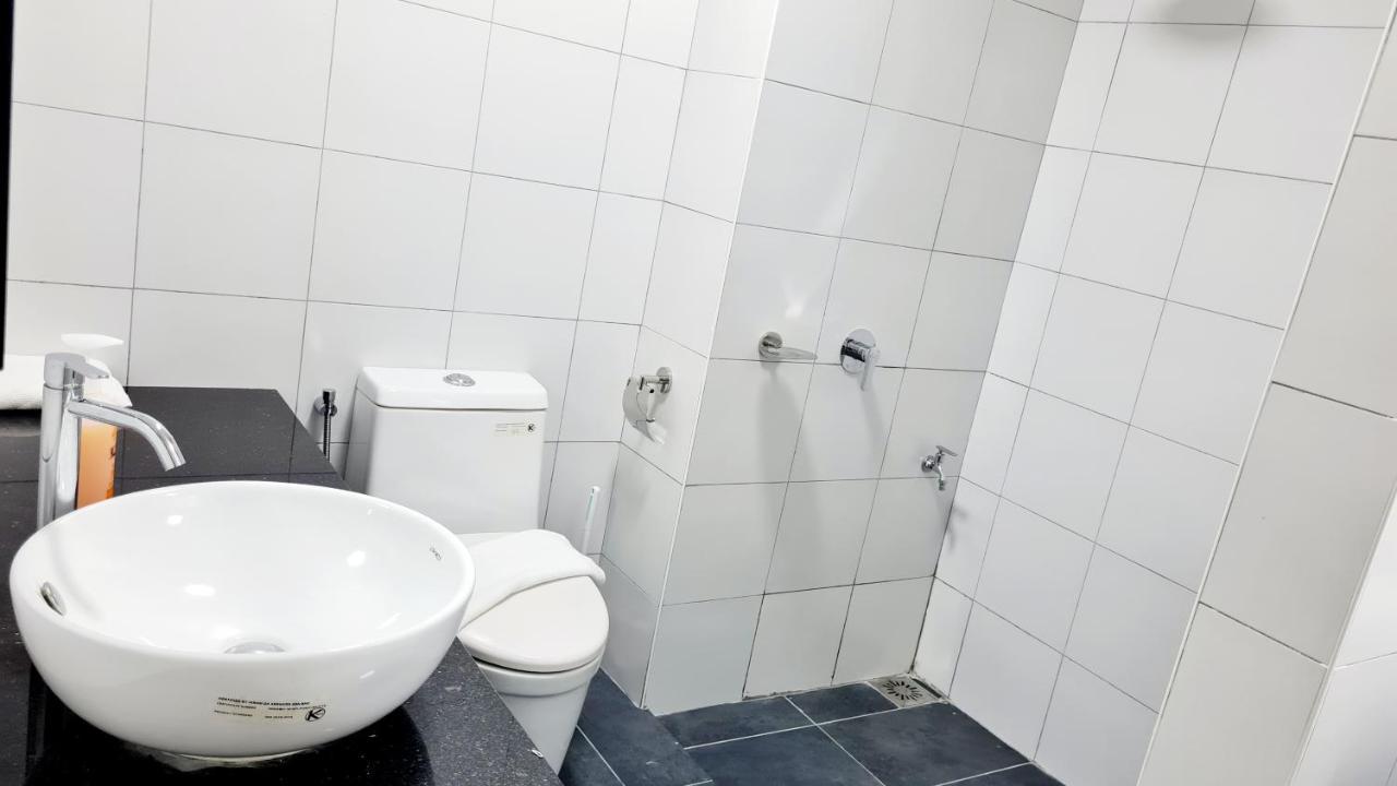 Chambers Serviced Suites Klcc By Cozy Stay Kuala Lumpur Eksteriør bilde